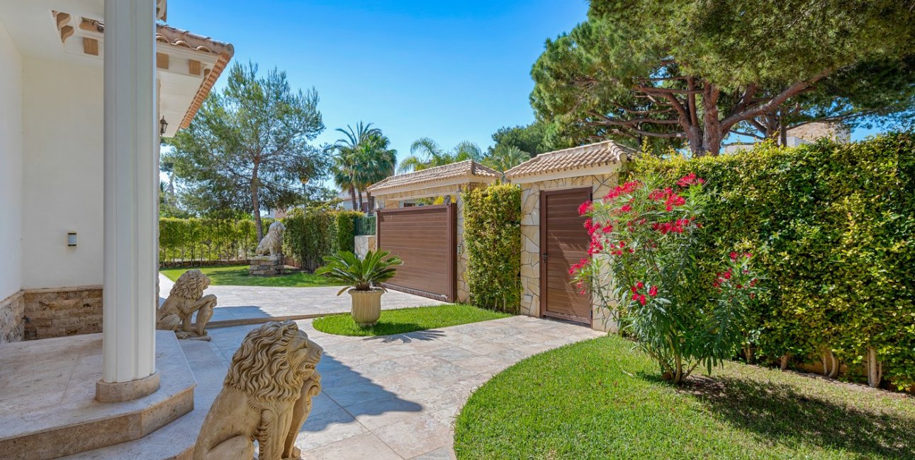 Resale - Villa -
Orihuela Costa - Dehesa De Campoamor