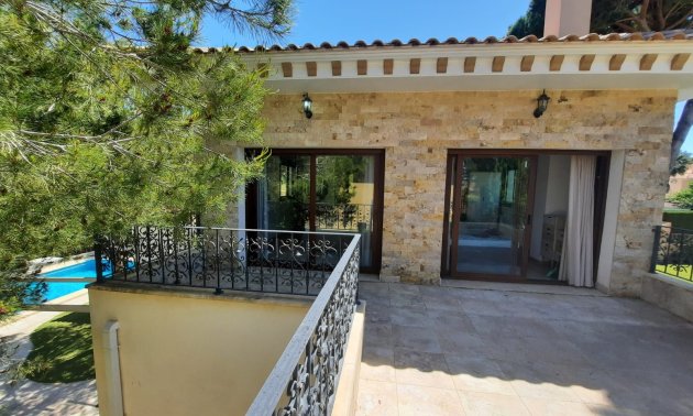 Resale - Villa -
Orihuela Costa - Dehesa De Campoamor