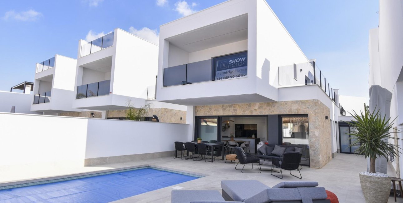 Rynek pierwotny - Willa -
San Pedro del Pinatar - Los Antolinos