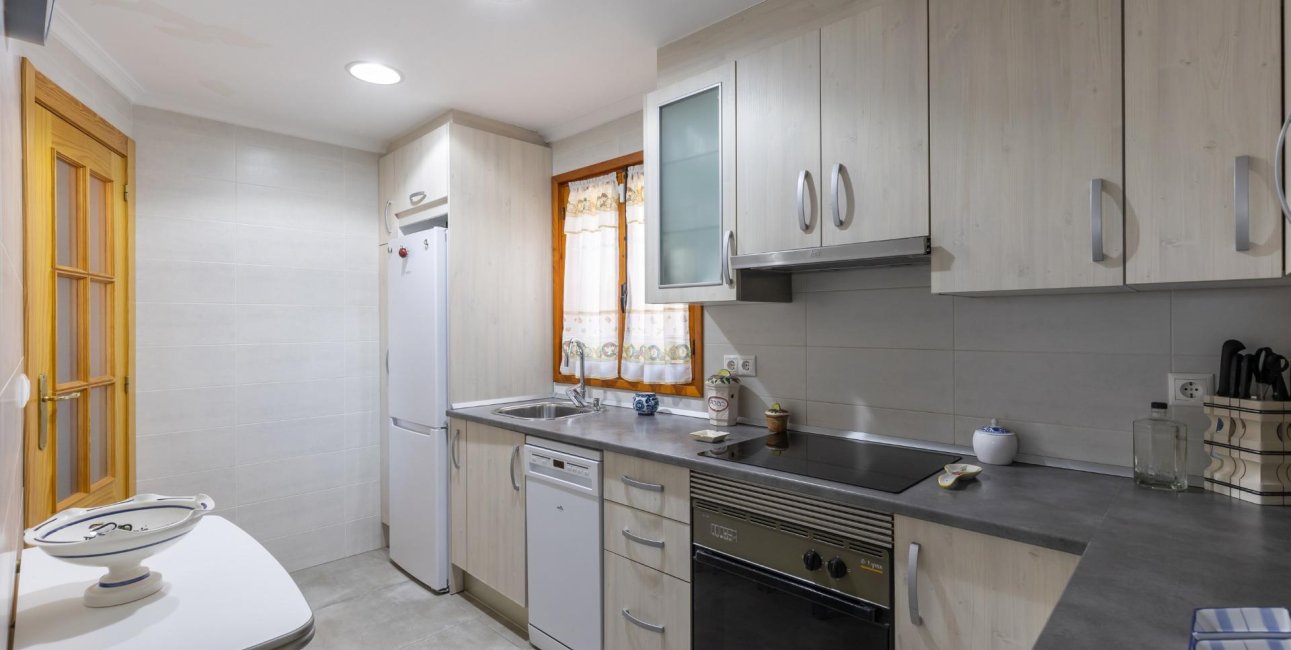 Resale - Villa -
Torrevieja - Torreblanca