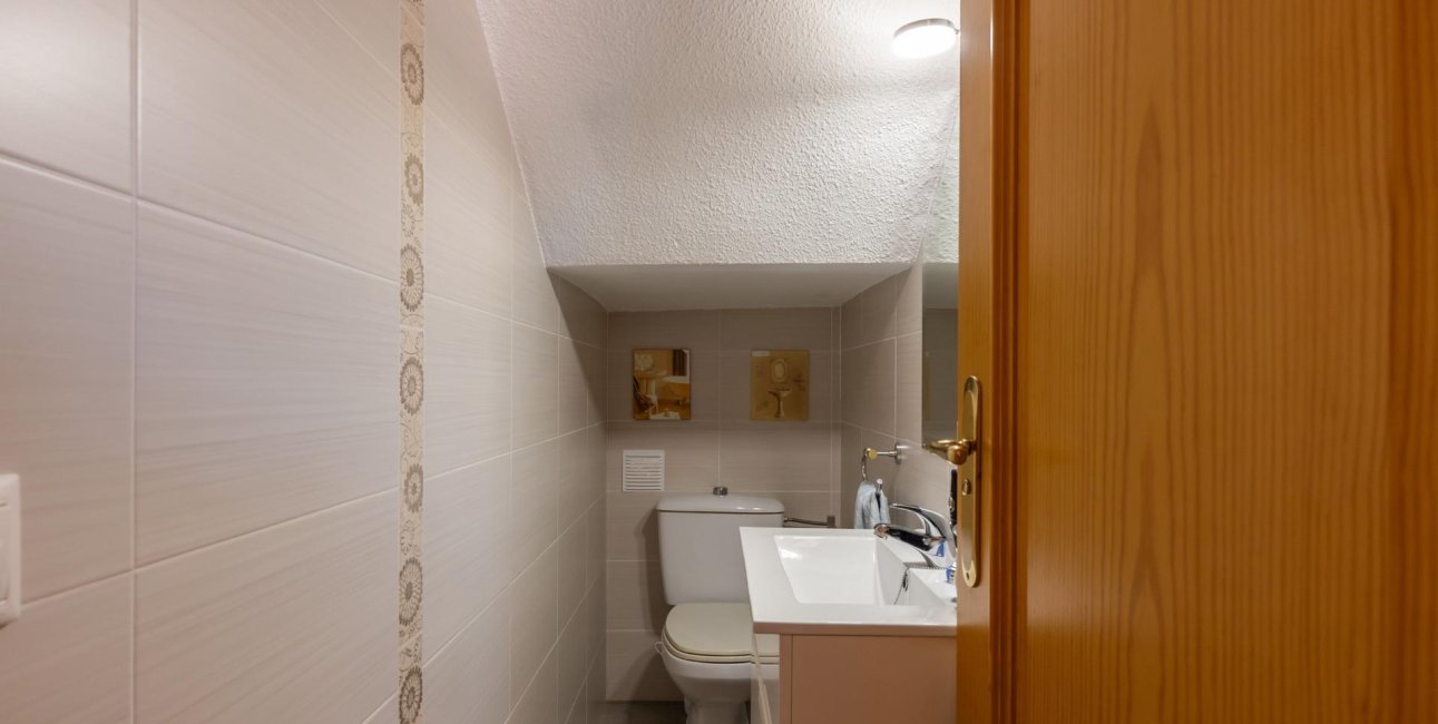 Resale - Villa -
Torrevieja - Torreblanca