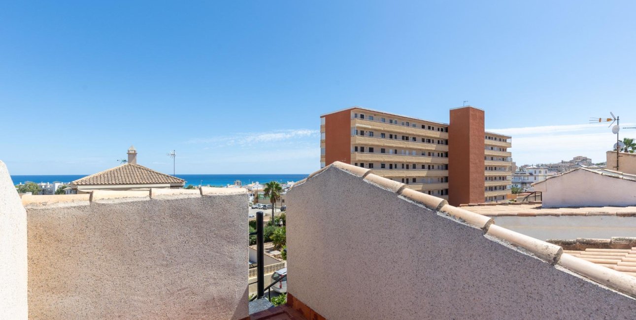 Resale - Villa -
Torrevieja - Torreblanca