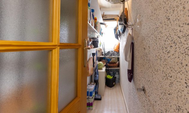 Resale - Villa -
Torrevieja - Torreblanca