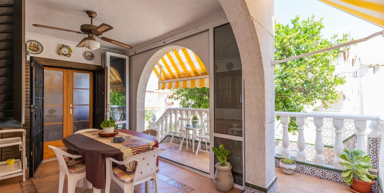 Resale - Villa -
Torrevieja - Torreblanca