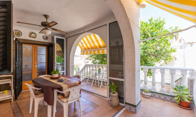 Resale - Villa -
Torrevieja - Torreblanca