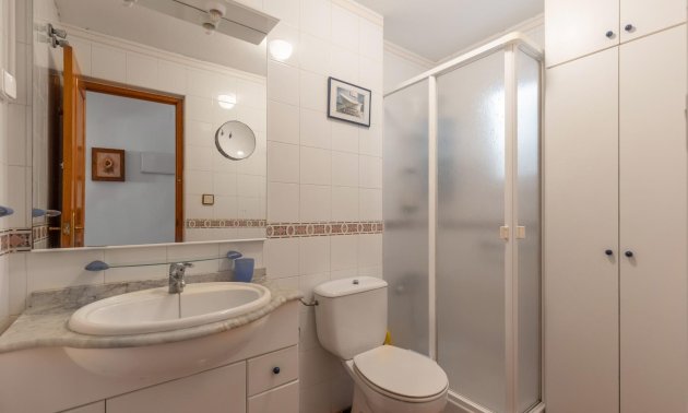 Resale - Apartment / flat -
Torrevieja - Centro