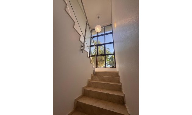 Resale - Villa -
Orihuela Costa - Dehesa De Campoamor