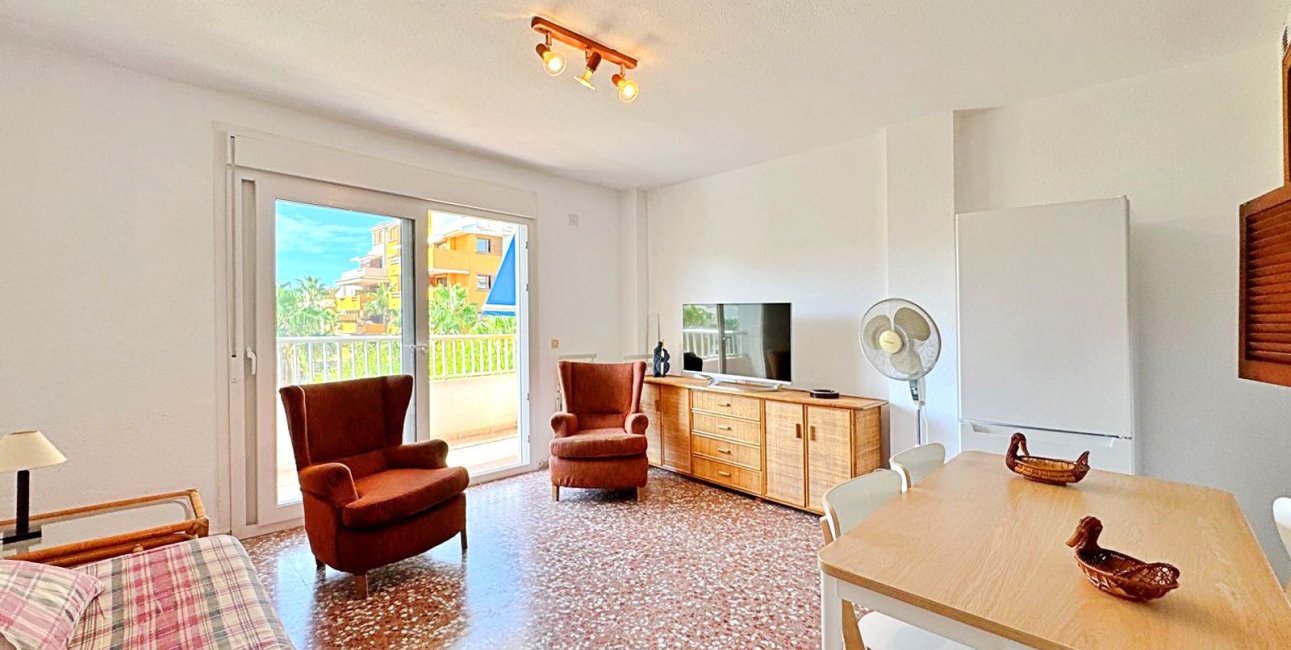 Reventa - Apartamento / piso -
Torrevieja - Punta prima