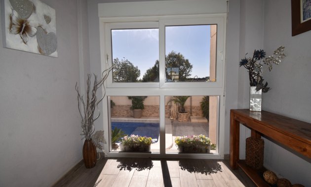 Resale - Villa -
Orihuela Costa - Playa Flamenca