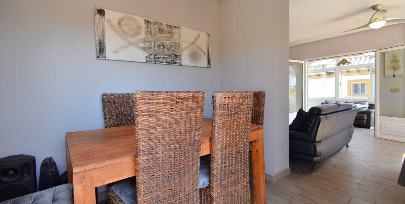 Resale - Villa -
Orihuela Costa - Playa Flamenca