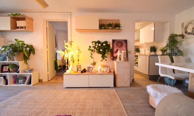 Resale - Villa -
Orihuela Costa - Playa Flamenca