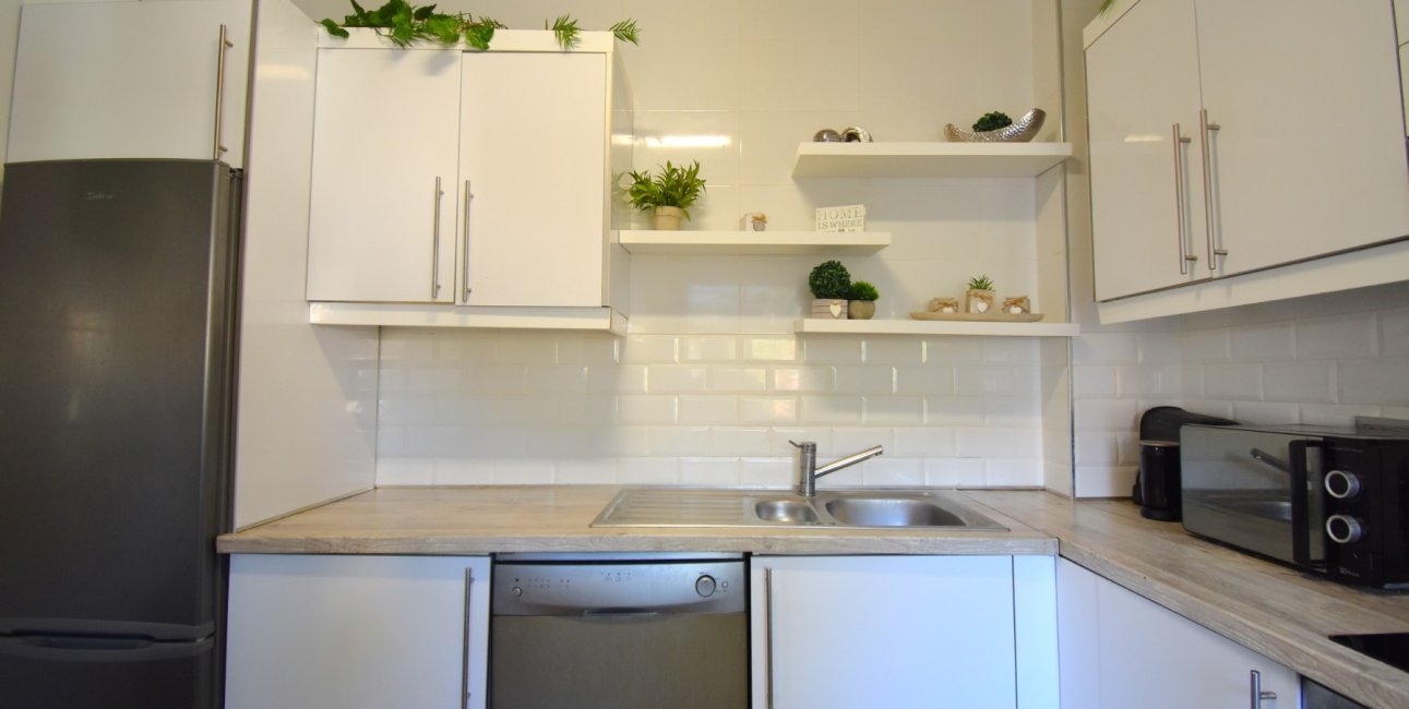 Resale - Villa -
Orihuela Costa - Playa Flamenca