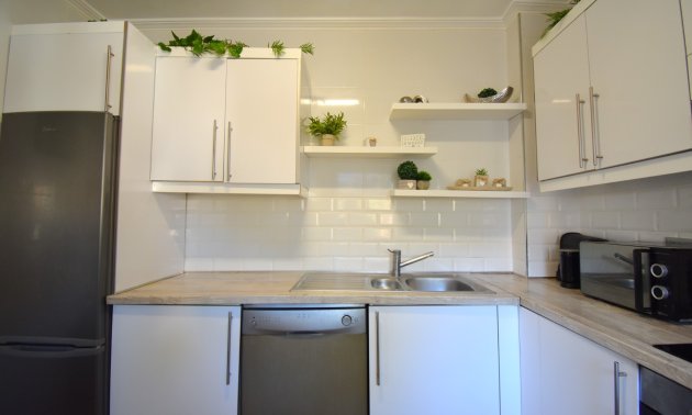 Resale - Villa -
Orihuela Costa - Playa Flamenca