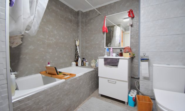 Resale - Villa -
Orihuela Costa - Playa Flamenca