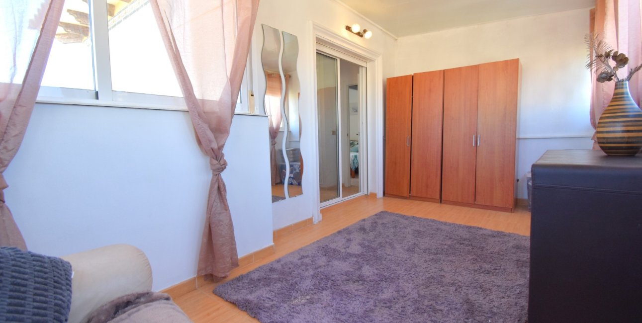 Resale - Villa -
Orihuela Costa - Playa Flamenca