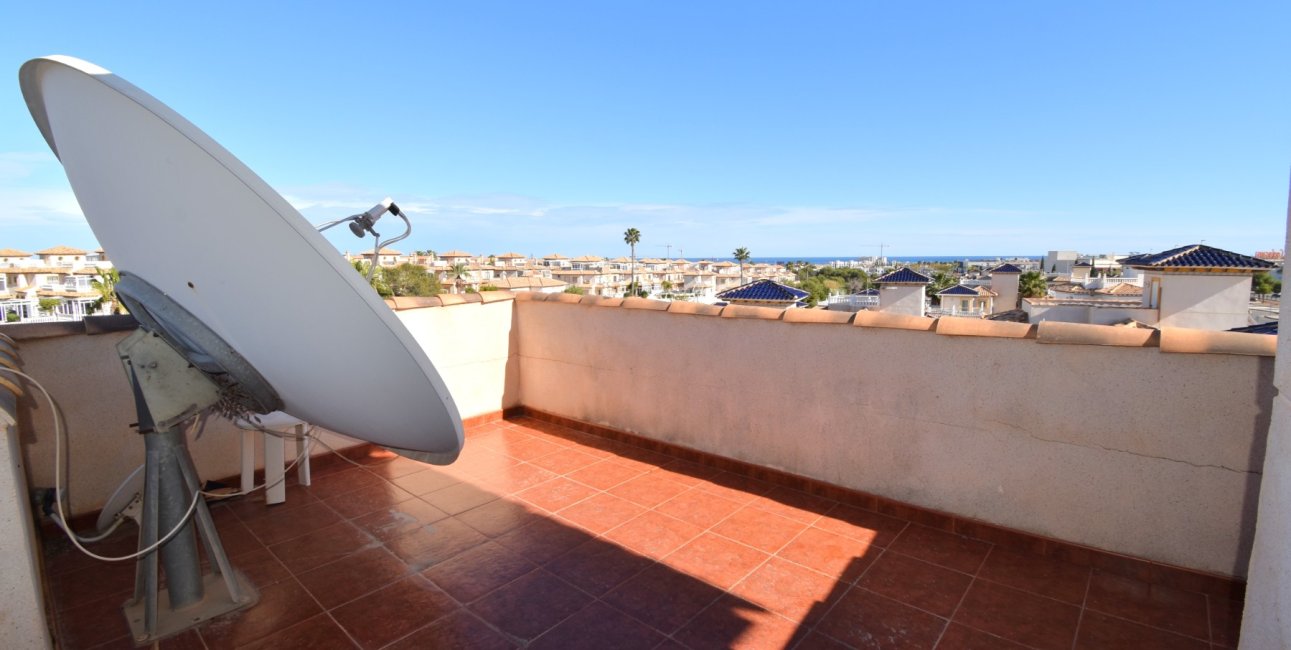 Resale - Villa -
Orihuela Costa - Playa Flamenca