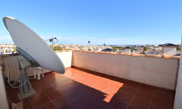 Resale - Villa -
Orihuela Costa - Playa Flamenca