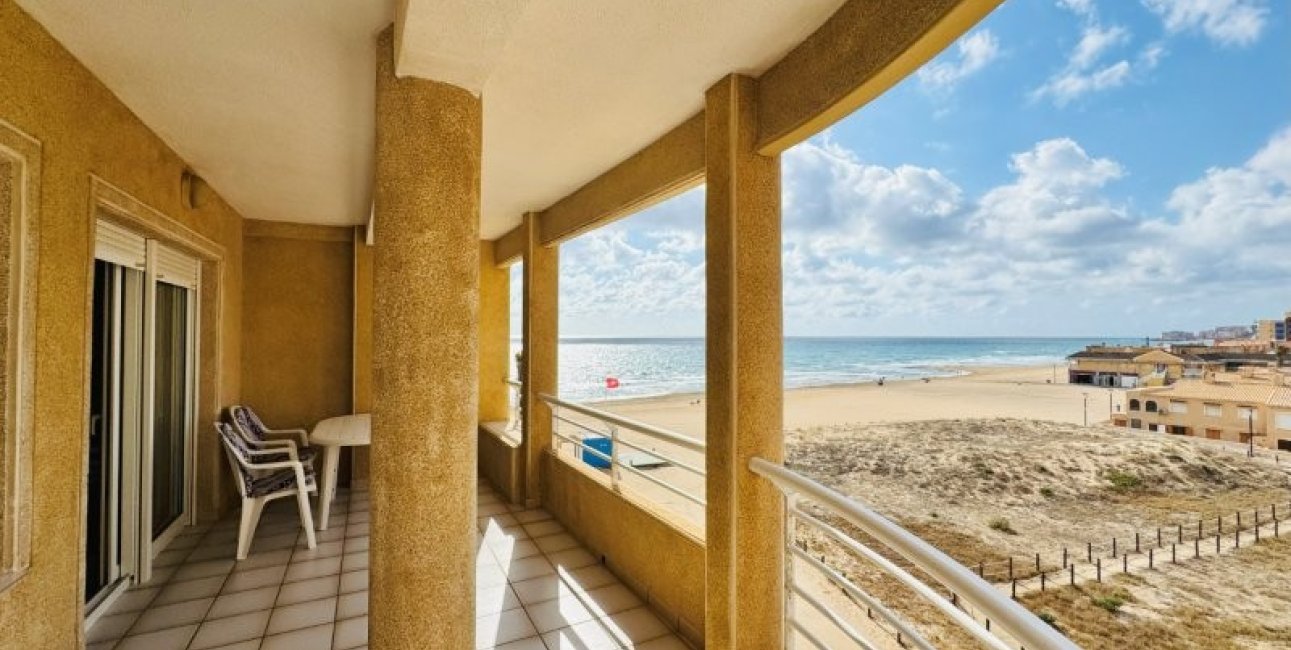 Resale - Apartment / flat -
Torrevieja - La Mata