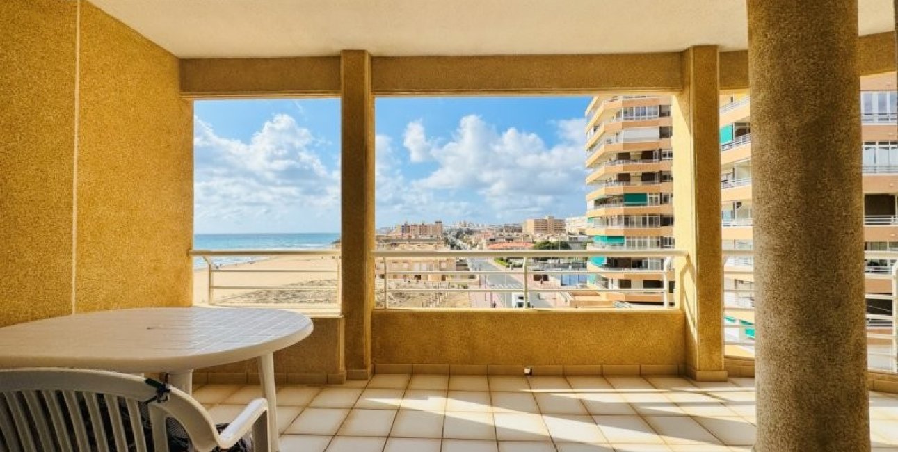 Resale - Apartment / flat -
Torrevieja - La Mata