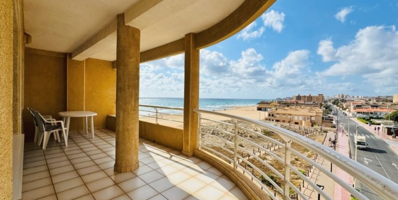 Resale - Apartment / flat -
Torrevieja - La Mata