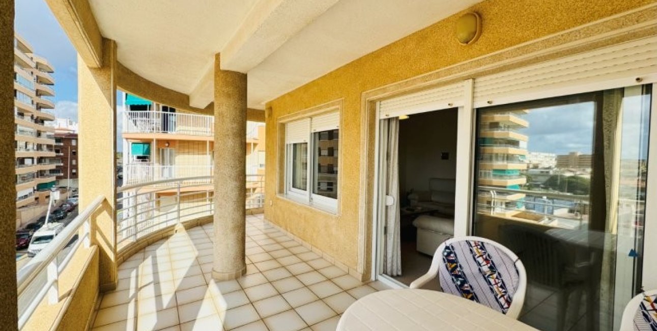 Resale - Apartment / flat -
Torrevieja - La Mata