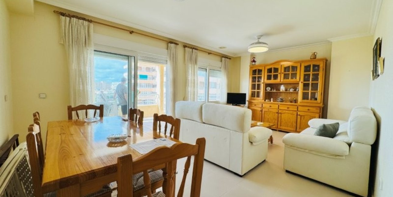 Resale - Apartment / flat -
Torrevieja - La Mata