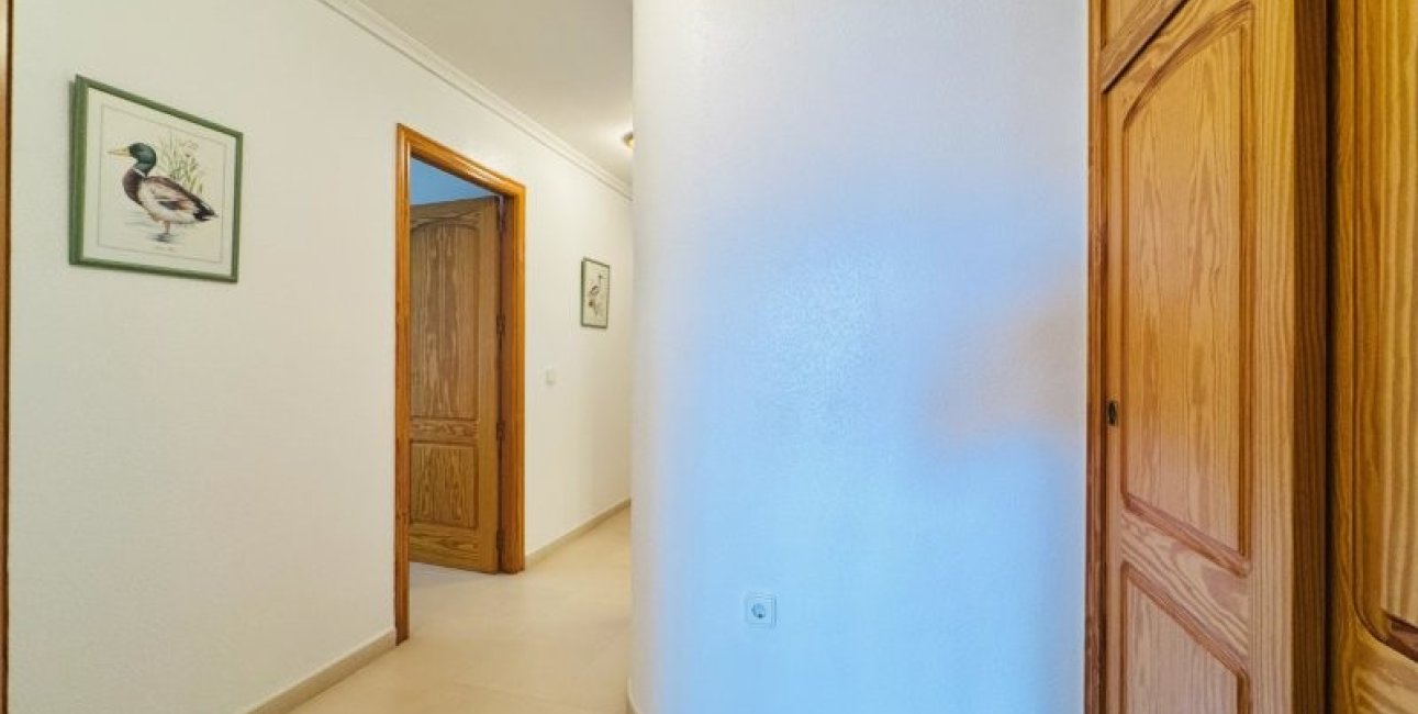 Resale - Apartment / flat -
Torrevieja - La Mata