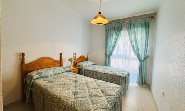 Resale - Apartment / flat -
Torrevieja - La Mata