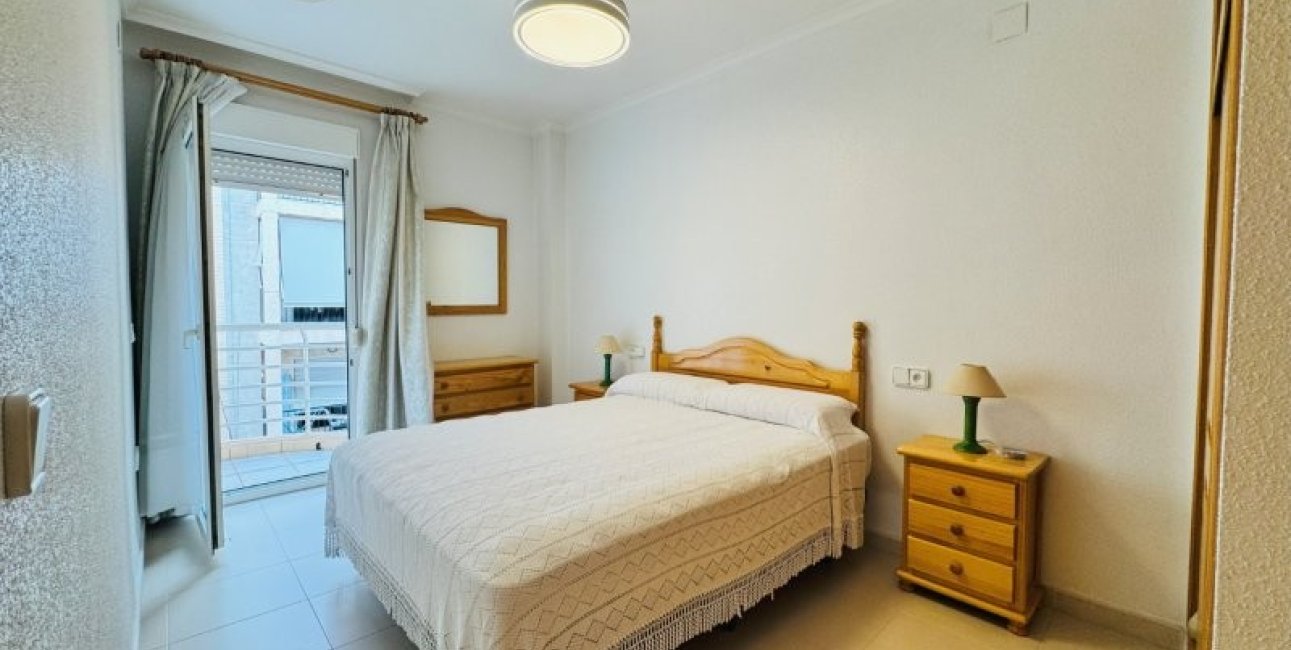 Resale - Apartment / flat -
Torrevieja - La Mata