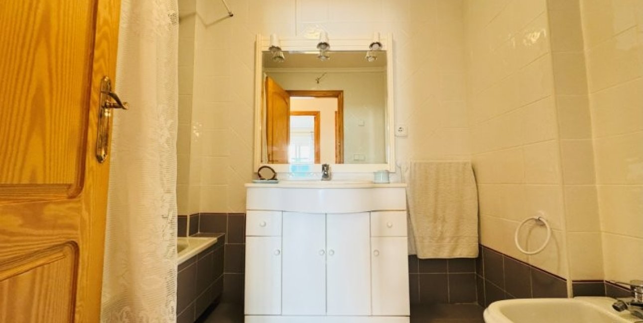 Resale - Apartment / flat -
Torrevieja - La Mata