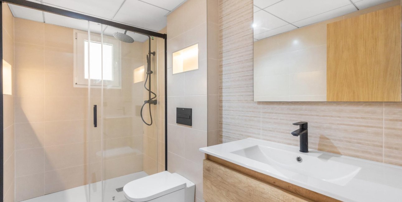 Resale - Apartment / flat -
Torrevieja - La Mata