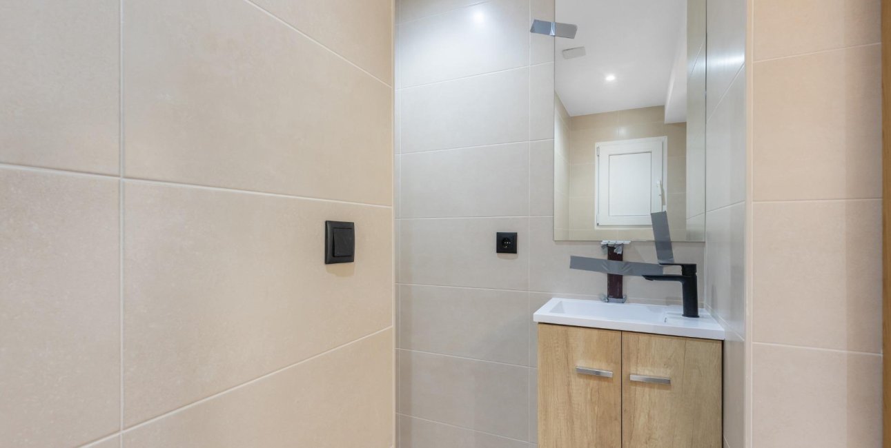 Resale - Apartment / flat -
Torrevieja - La Mata