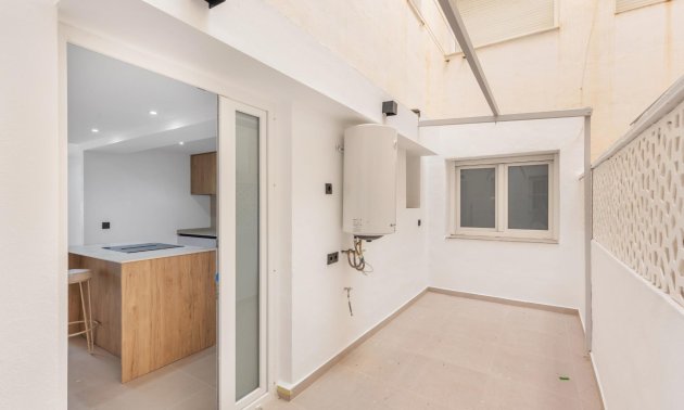 Resale - Apartment / flat -
Torrevieja - La Mata