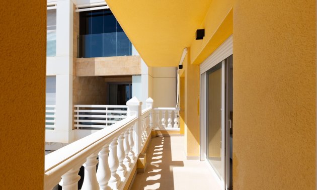 Resale - Apartment / flat -
Torrevieja - La Mata