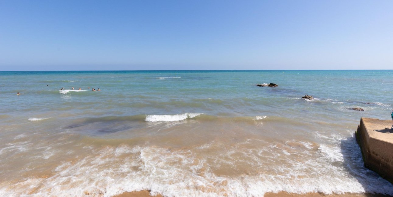 Resale - Apartment / flat -
Torrevieja - La Mata