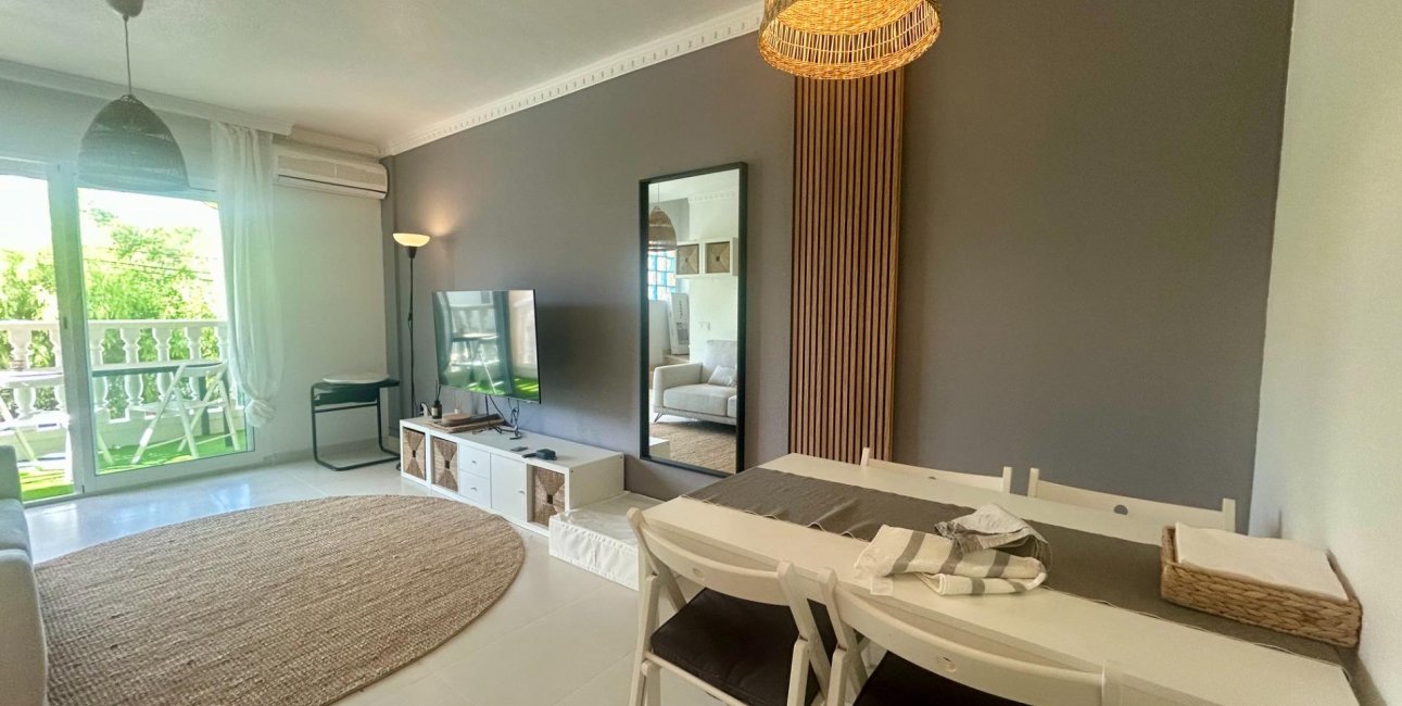 Rynek wtórny - Dom Szeregowy -
Algorfa - Montemar