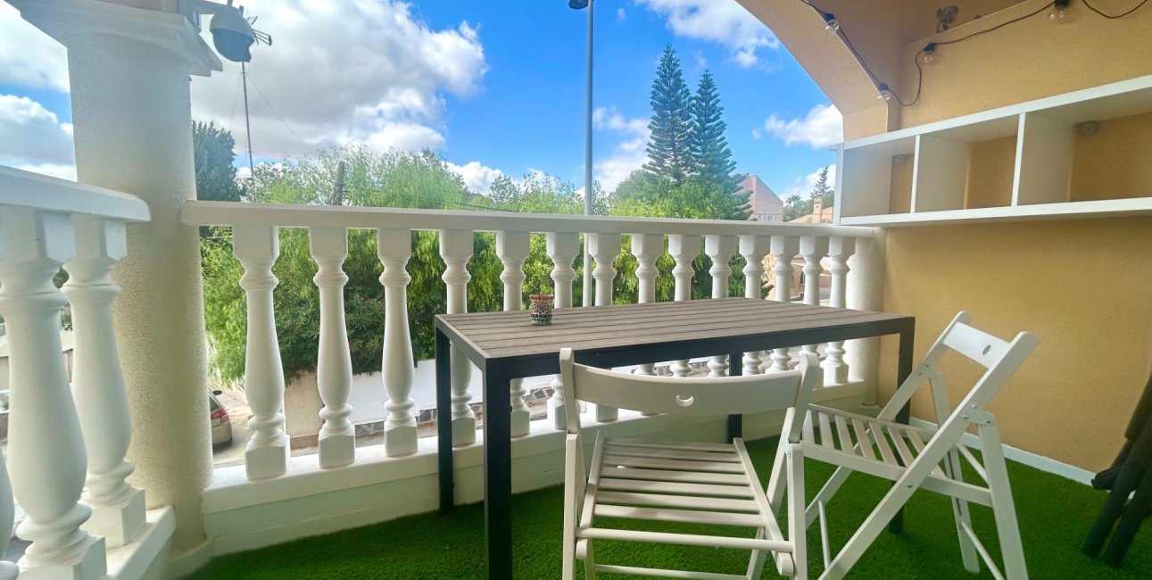 Rynek wtórny - Dom Szeregowy -
Algorfa - Montemar