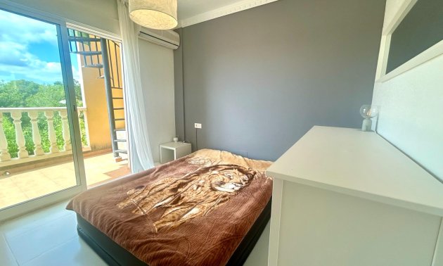 Rynek wtórny - Dom Szeregowy -
Algorfa - Montemar