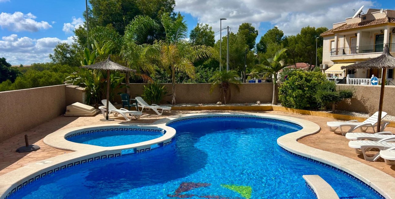 Rynek wtórny - Dom Szeregowy -
Algorfa - Montemar