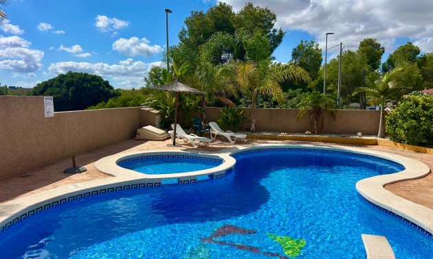 Rynek wtórny - Dom Szeregowy -
Algorfa - Montemar