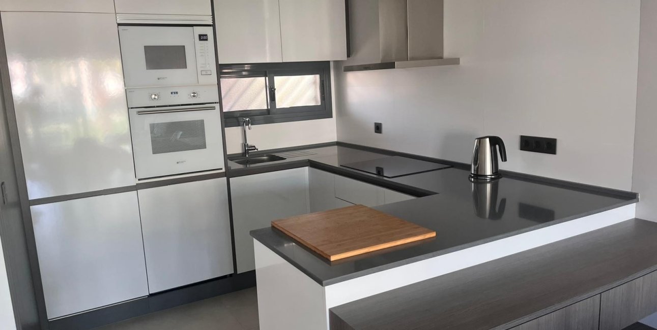 Resale - Apartment / flat -
Guardamar del Segura - El Raso