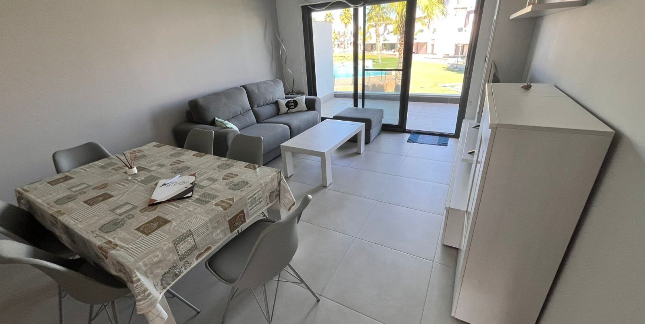 Resale - Apartment / flat -
Guardamar del Segura - El Raso