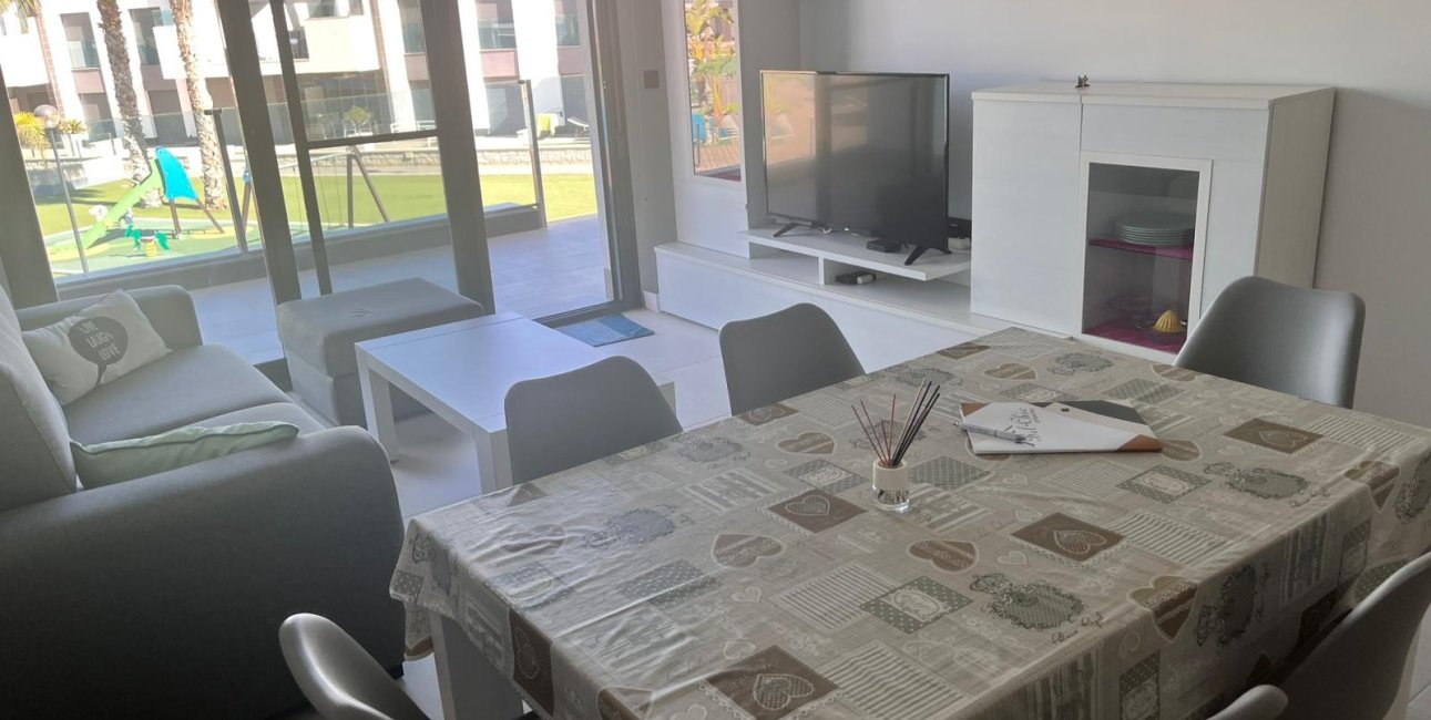 Resale - Apartment / flat -
Guardamar del Segura - El Raso