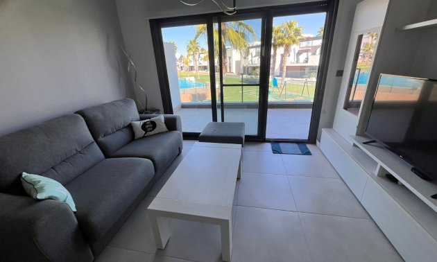 Resale - Apartment / flat -
Guardamar del Segura - El Raso