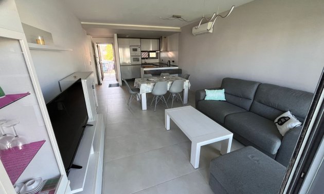 Resale - Apartment / flat -
Guardamar del Segura - El Raso