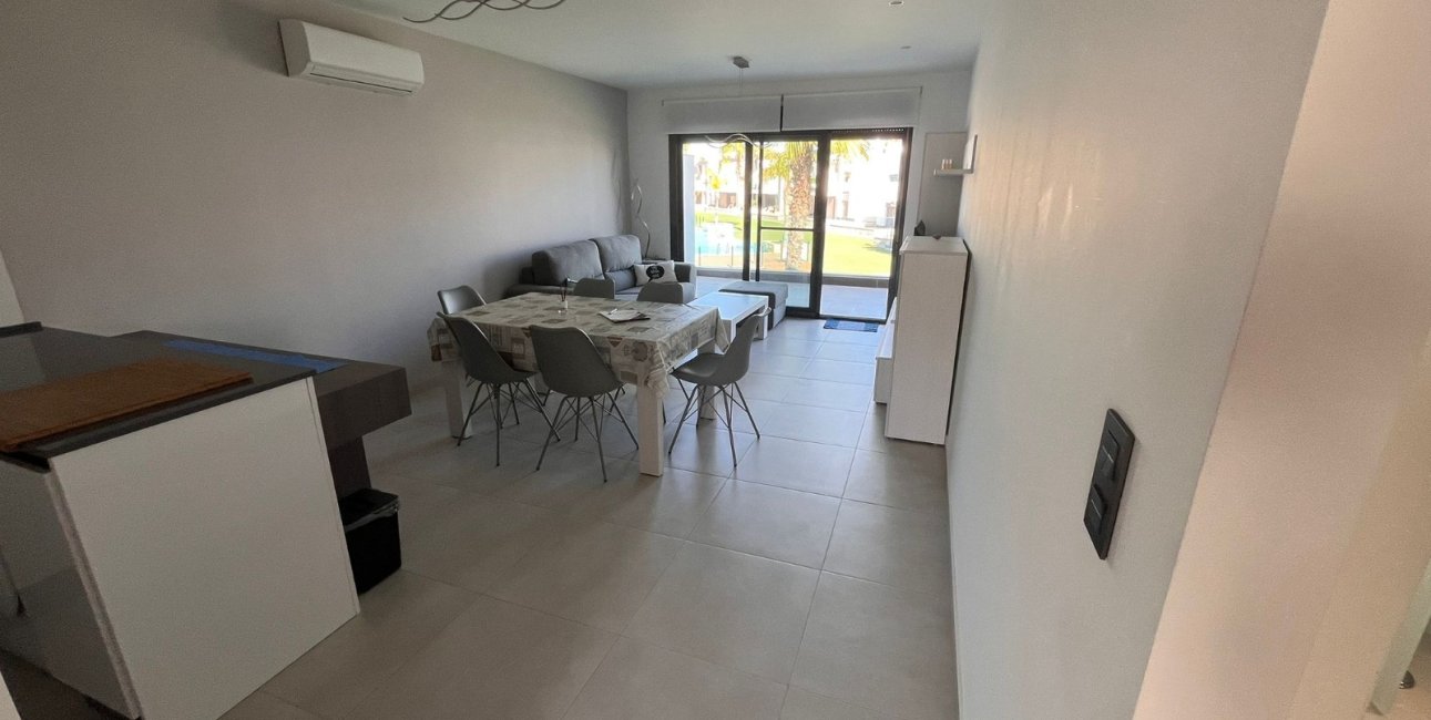 Resale - Apartment / flat -
Guardamar del Segura - El Raso