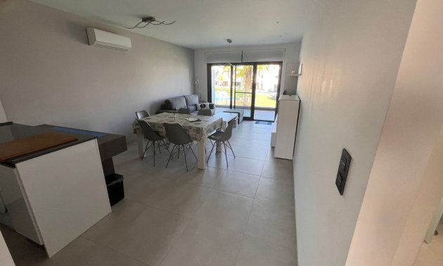 Resale - Apartment / flat -
Guardamar del Segura - El Raso
