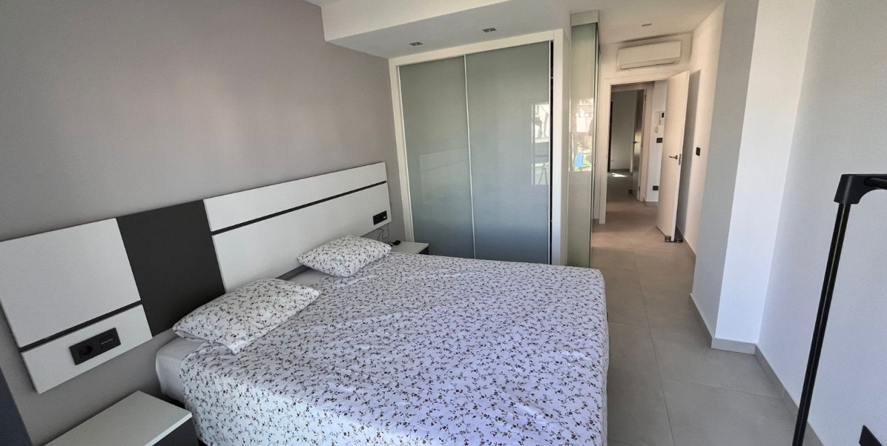 Resale - Apartment / flat -
Guardamar del Segura - El Raso