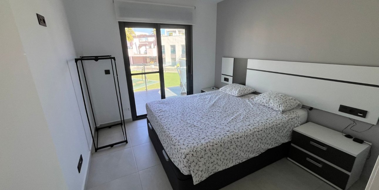 Resale - Apartment / flat -
Guardamar del Segura - El Raso