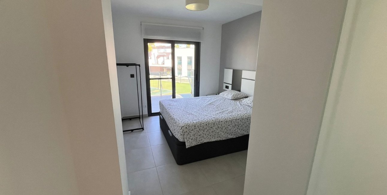 Resale - Apartment / flat -
Guardamar del Segura - El Raso